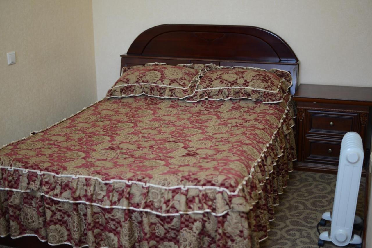 Bozok Hotel Астана Екстериор снимка