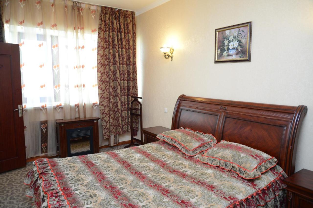 Bozok Hotel Астана Екстериор снимка