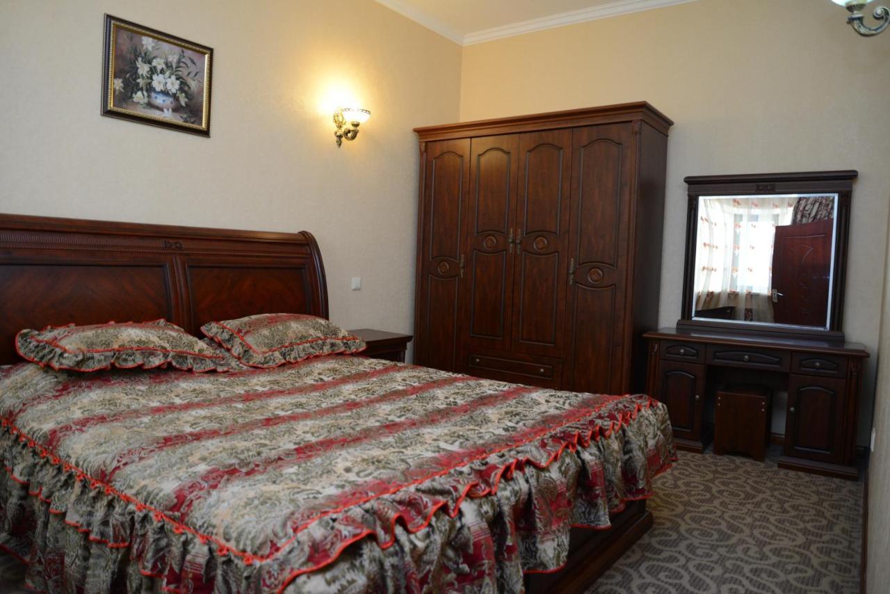 Bozok Hotel Астана Екстериор снимка