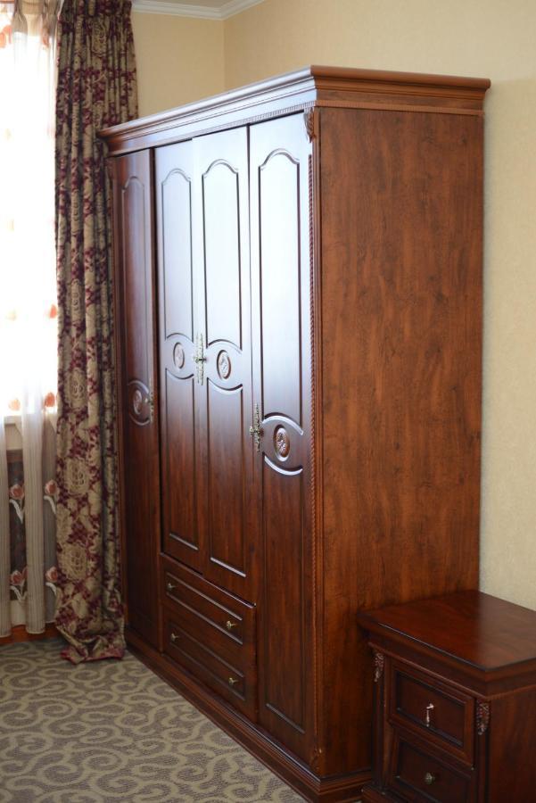 Bozok Hotel Астана Екстериор снимка