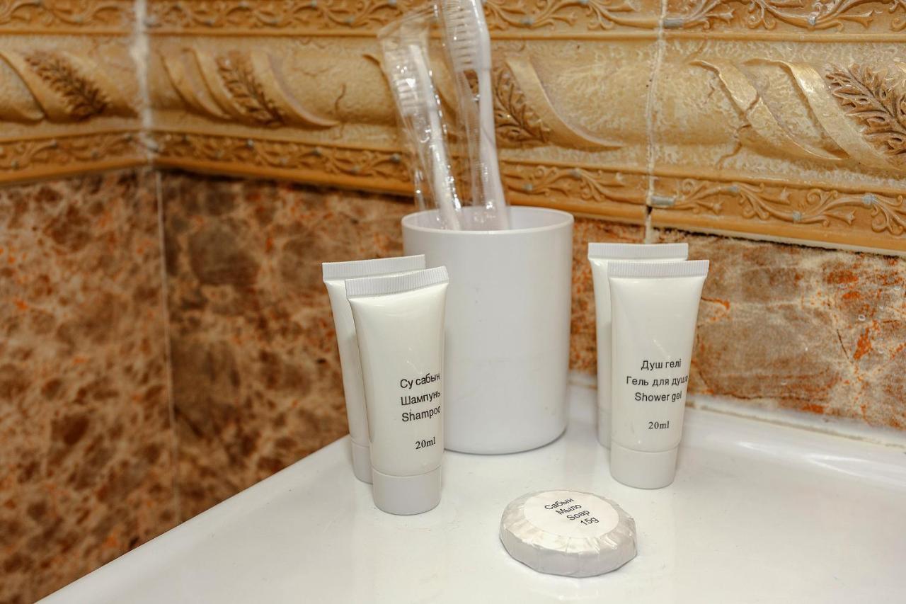 Bozok Hotel Астана Екстериор снимка